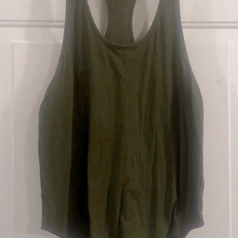 ‼️ ISO ‼️ ISO ‼️ Victoria's secret pink tank in olive green ‼️